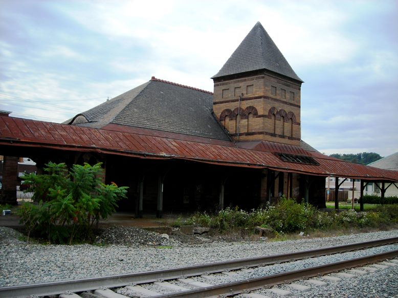 Coraopolis Station
