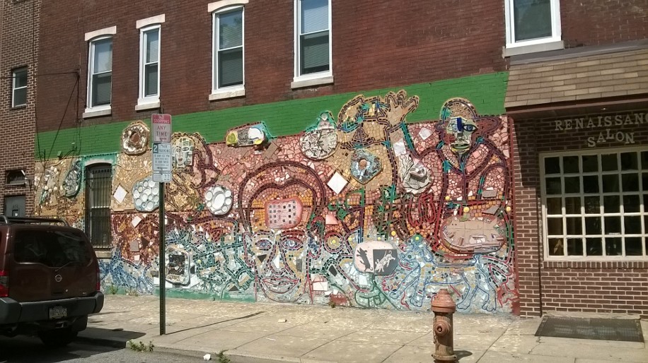 Wall mural on South Street, photo by Pamela Reilly