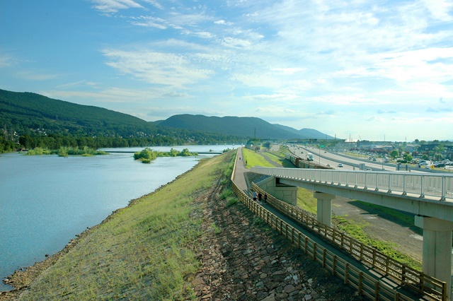 Susquehanna River Walk, Lycoming County. Photo by Bradley Breneisen courtesy of Pennsylvania Humanities Council.