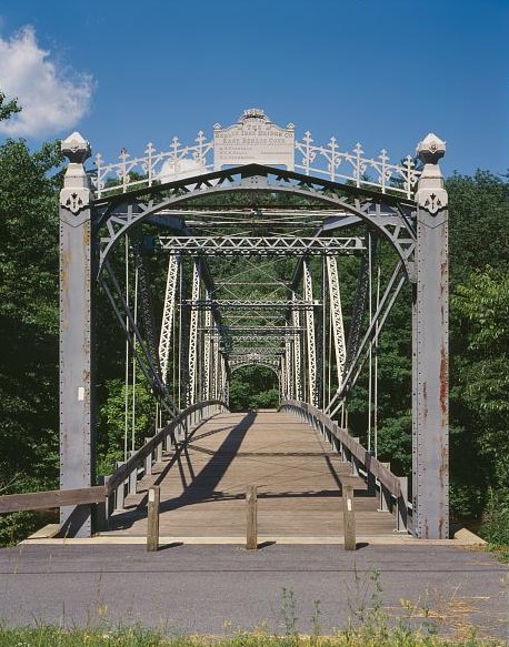 Opening of a metal truss bridge